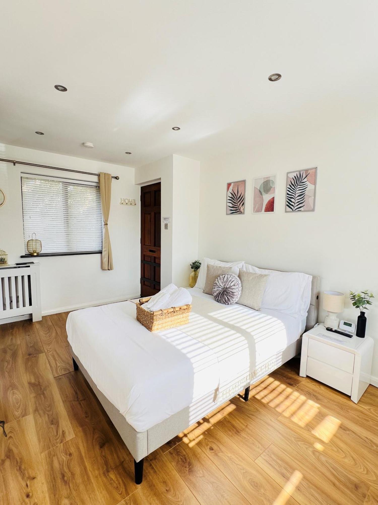 Studio Apartment London Luaran gambar
