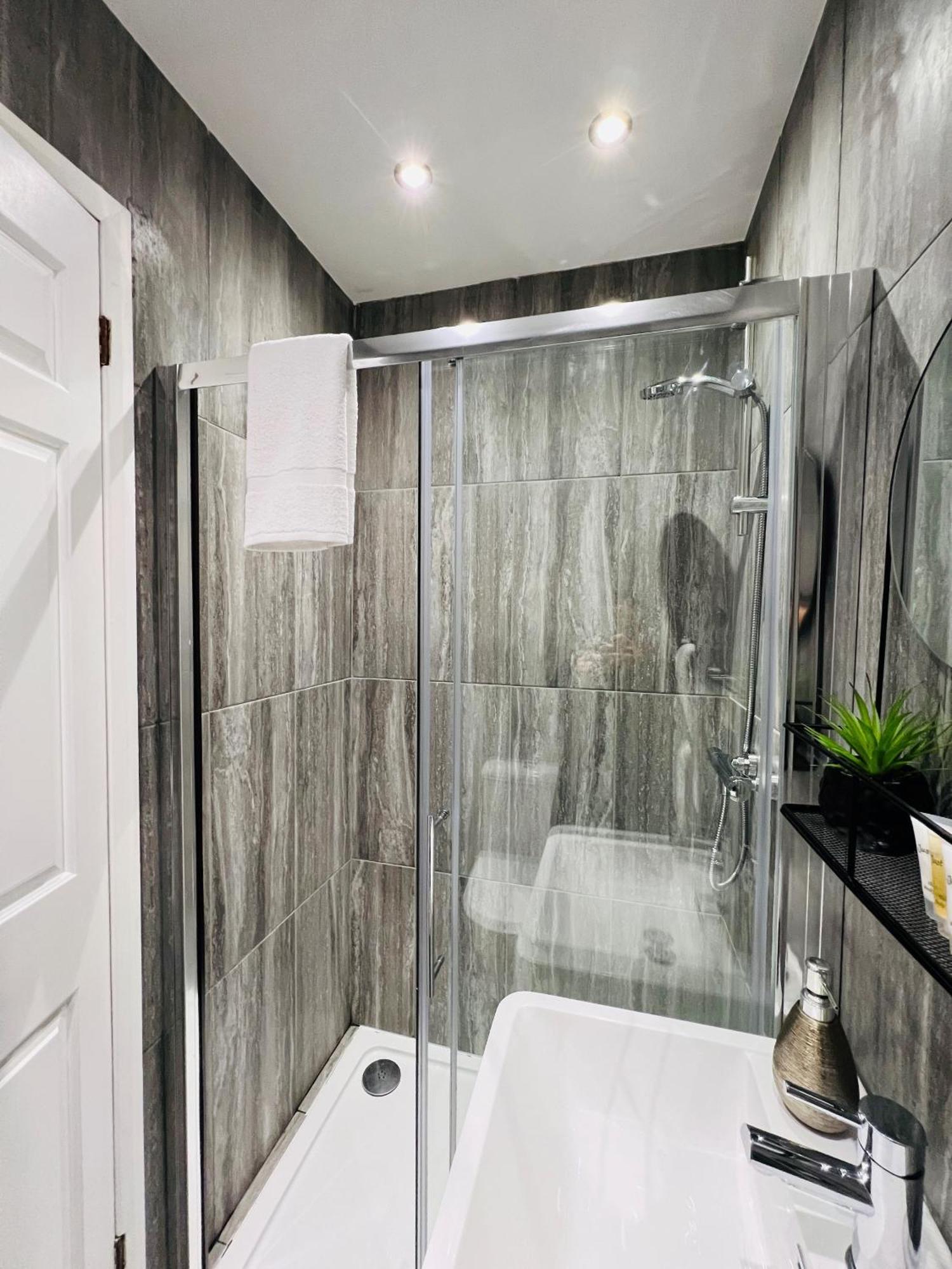 Studio Apartment London Luaran gambar
